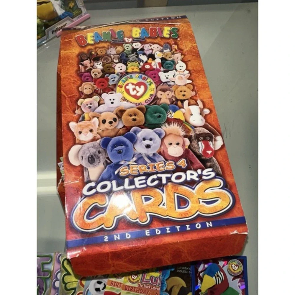 Open box full of beanie‎ babies cards! holos, open box, bulk, shiny